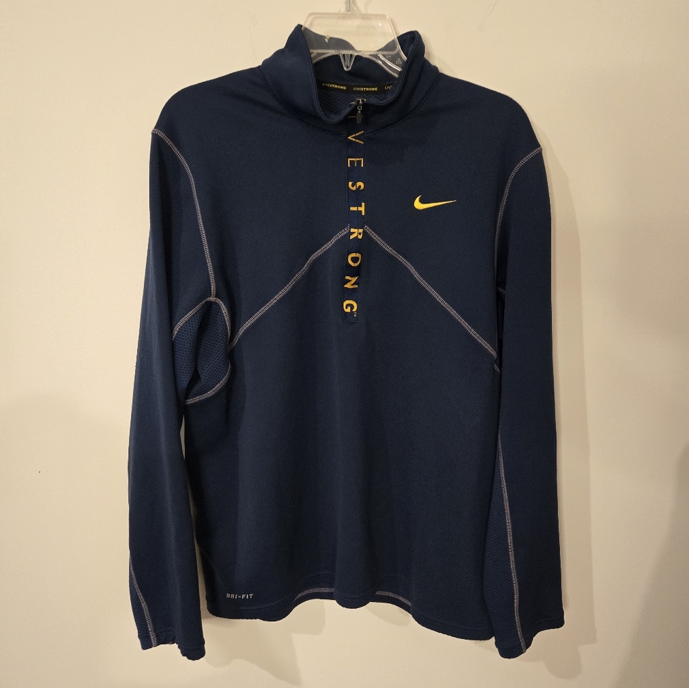 Nike Navy and Yellow Long Sleeve Shirt Size Large